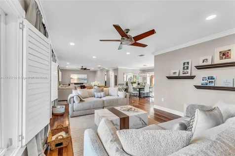 9020 SW 85th Terrace Miami FL 33173