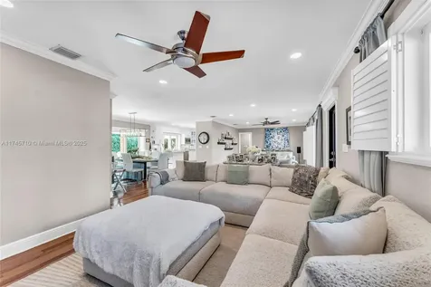9020 SW 85th Terrace Miami FL 33173