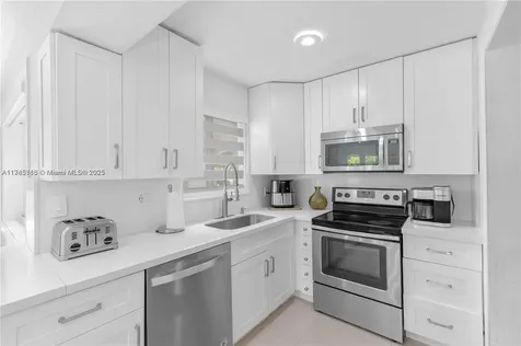 15431 SW 156th Terrace Miami FL 33187