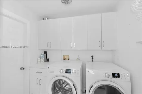 15431 SW 156th Terrace Miami FL 33187
