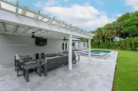 15431 SW 156th Terrace Miami FL 33187