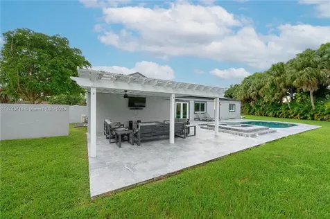 15431 SW 156th Terrace Miami FL 33187