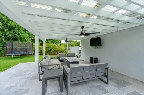 15431 SW 156th Terrace Miami FL 33187