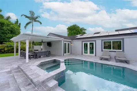 15431 SW 156th Terrace Miami FL 33187