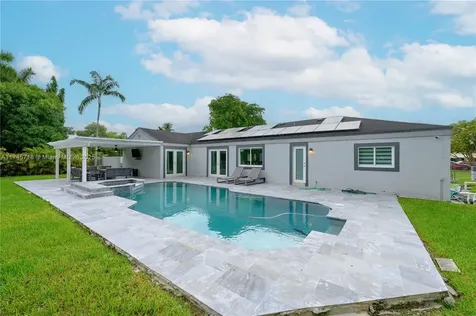 15431 SW 156th Terrace Miami FL 33187