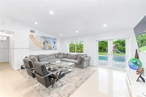 15431 SW 156th Terrace Miami FL 33187