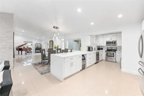 15431 SW 156th Terrace Miami FL 33187
