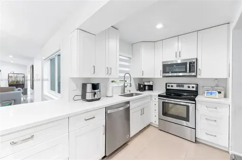 15431 SW 156th Terrace Miami FL 33187