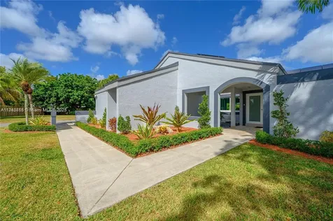 15431 SW 156th Terrace Miami FL 33187