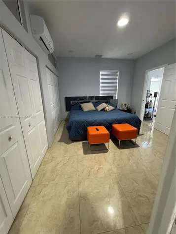 502 E 14th Street Hialeah FL 33010