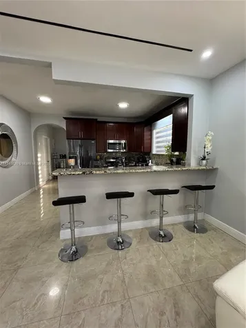502 E 14th Street Hialeah FL 33010
