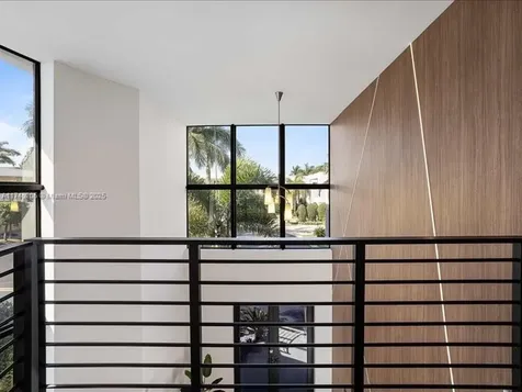 7443 NW 98th Court Doral FL 33178