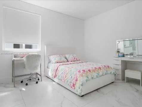 7443 NW 98th Court Doral FL 33178