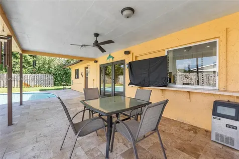 4111 NW 7th Street Coconut Creek FL 33066