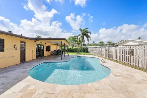 4111 NW 7th Street Coconut Creek FL 33066