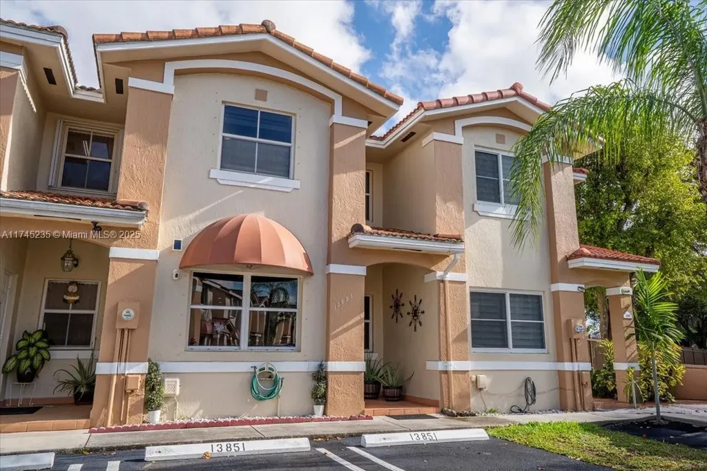13851 SW 62nd Terrace Miami FL 33183
