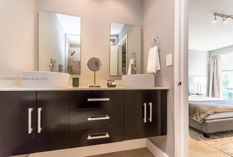 17620 Atlantic Boulevard Sunny Isles Beach FL 33160