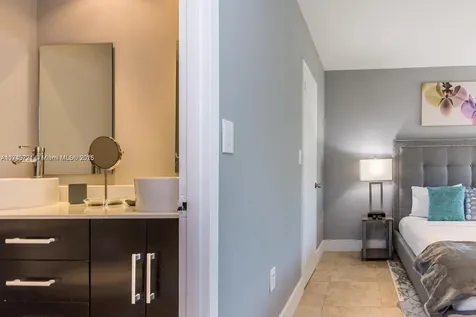 17620 Atlantic Boulevard Sunny Isles Beach FL 33160
