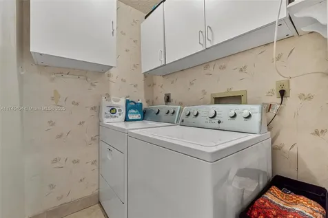 12323 SW 91st Terrace Miami FL 33186