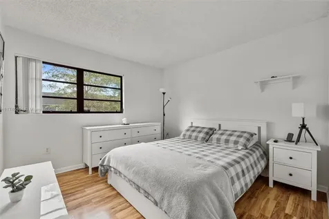 12323 SW 91st Terrace Miami FL 33186