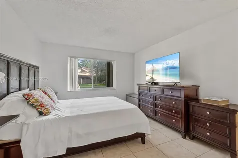 12323 SW 91st Terrace Miami FL 33186