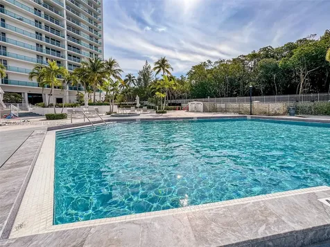 100 Bayview Drive Sunny Isles Beach FL 33160