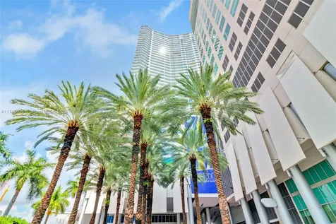 185 SW 7th Street Miami FL 33130