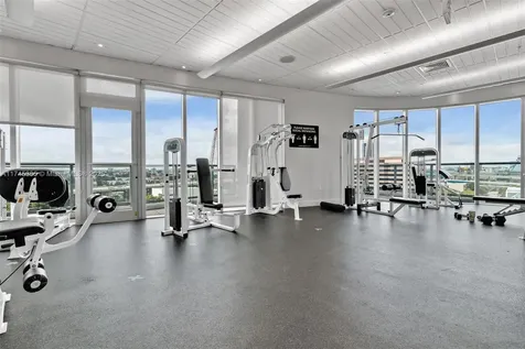 185 SW 7th Street Miami FL 33130