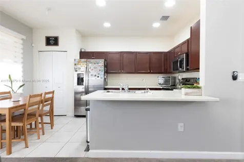 10413 W 33rd Court Hialeah FL 33018