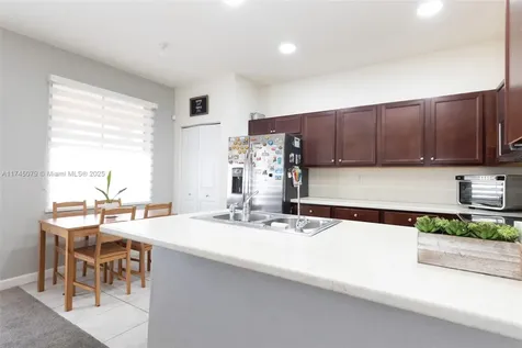 10413 W 33rd Court Hialeah FL 33018