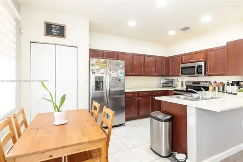 10413 W 33rd Court Hialeah FL 33018
