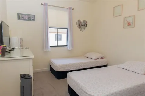 10413 W 33rd Court Hialeah FL 33018