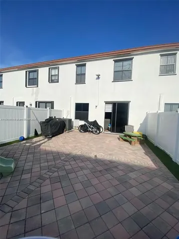 10413 W 33rd Court Hialeah FL 33018