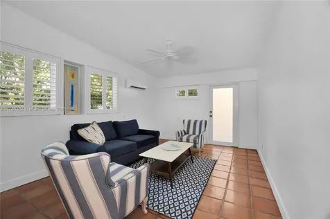 5742 SW 51st Terrace Miami FL 33155
