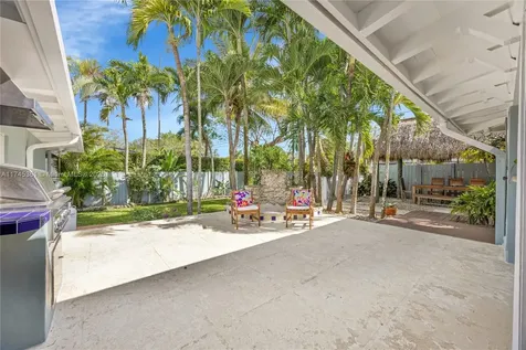 5742 SW 51st Terrace Miami FL 33155