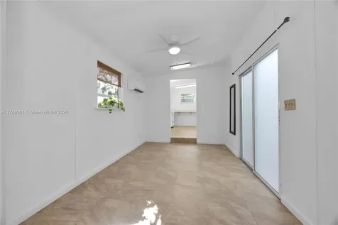 5742 SW 51st Terrace Miami FL 33155