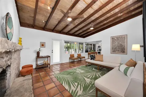 5742 SW 51st Terrace Miami FL 33155