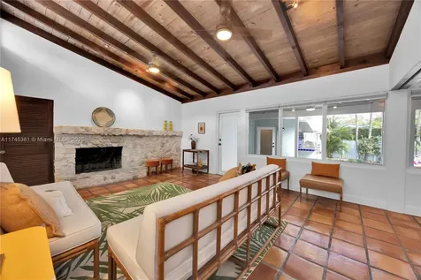 5742 SW 51st Terrace Miami FL 33155