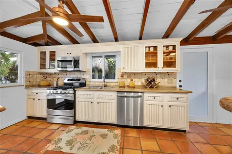 5742 SW 51st Terrace Miami FL 33155