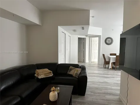 1755 E Hallandale Beach Boulevard Hallandale Beach FL 33009