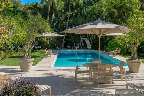 4197 S Douglas Road Miami FL 33133