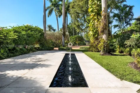 4197 S Douglas Road Miami FL 33133