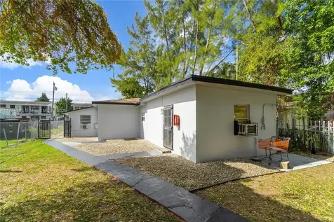 7525 NE Miami Court Miami FL 33138