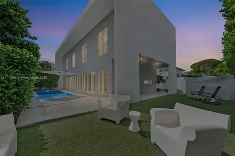 3441 Charles Avenue Miami FL 33133