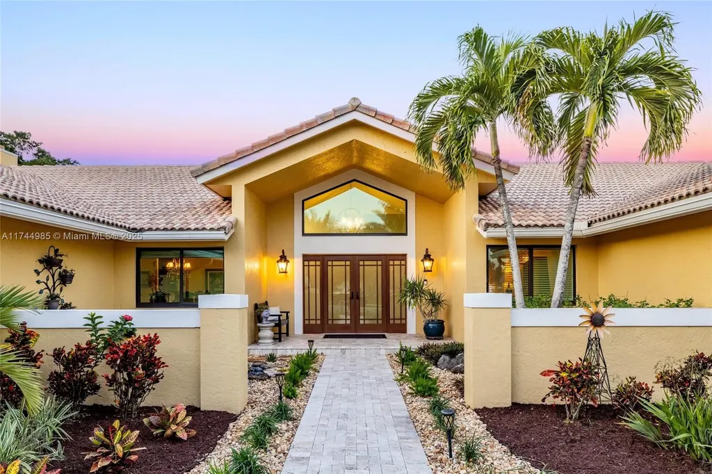 14421 Bedford Court Davie FL 33325