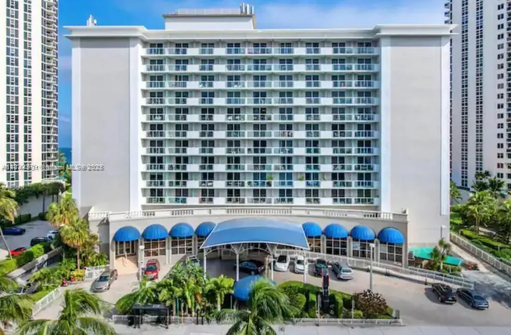 19201 Collins Avenue Sunny Isles Beach FL 33160