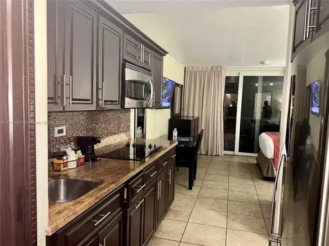 19201 Collins Avenue Sunny Isles Beach FL 33160
