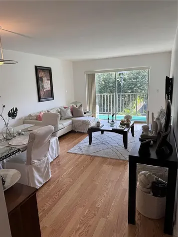 1225 NE 124th Street North Miami FL 33161