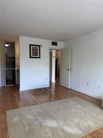 1225 NE 124th Street North Miami FL 33161