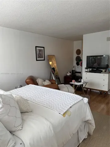 1225 NE 124th Street North Miami FL 33161